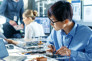 影响电永磁起重器起重力因素